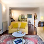 Lucciola Apartment *