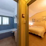 Lucciola Apartment *